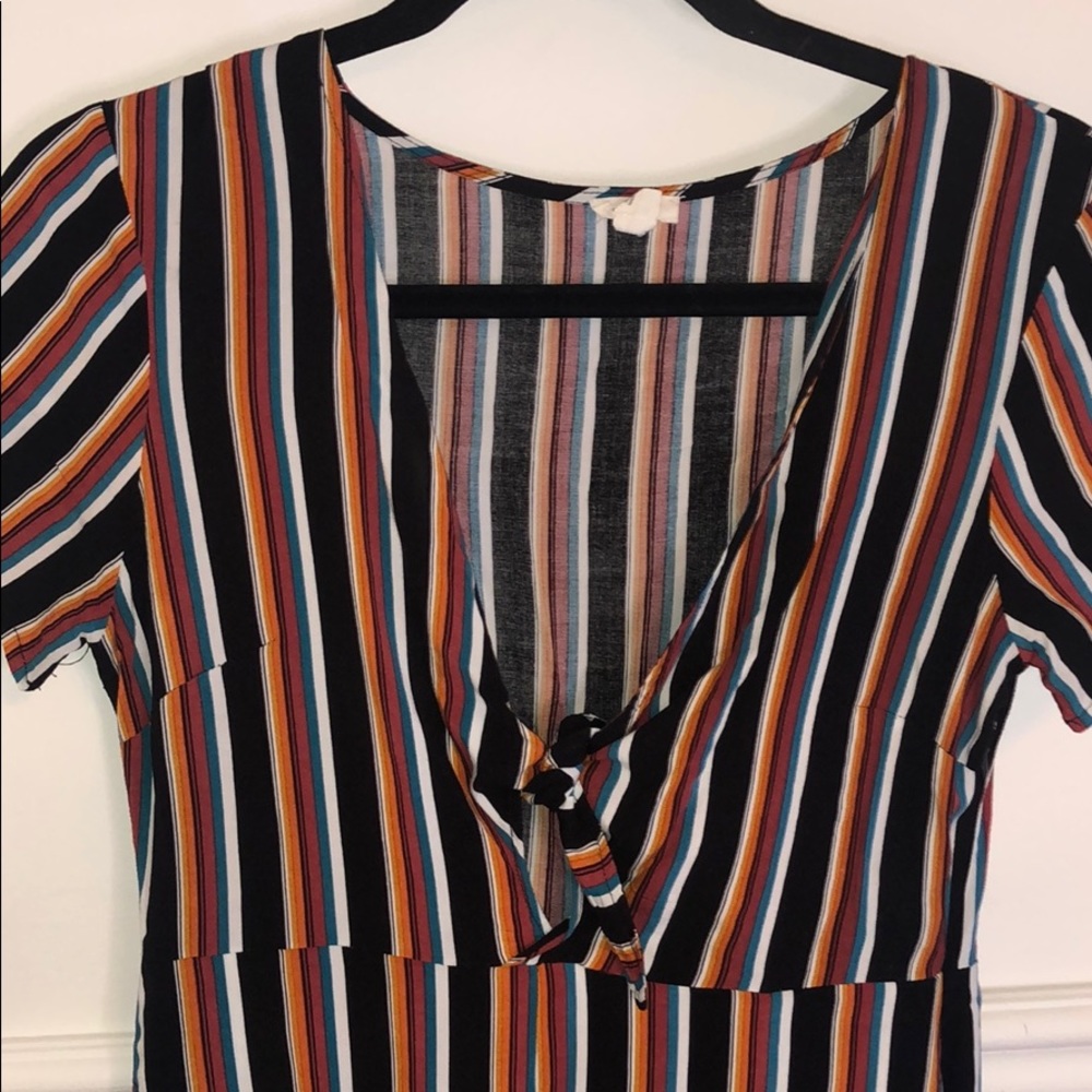 Striped V-neck Garage romper - Picture 3 of 5